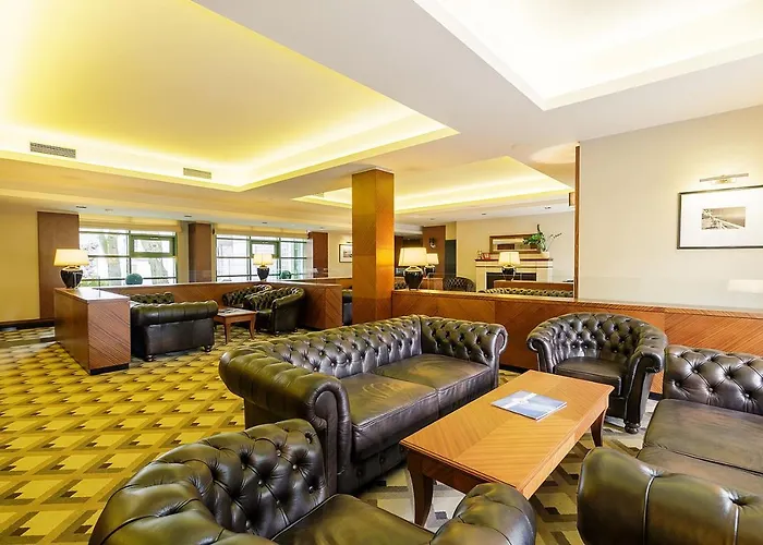 Premier With Sauna By Grand דירה