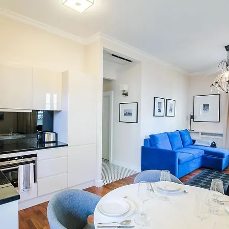 Premier With Sauna By Grand Appartement